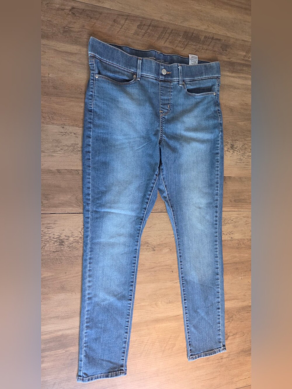 Pull On Light Blue Skinny Jeans